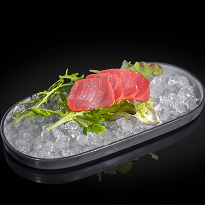 Sashimi de atún/ Tuna sashimi