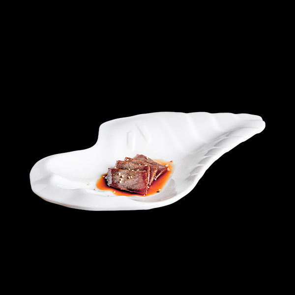 Tataki de atún flameado/ Flambed tuna tataki