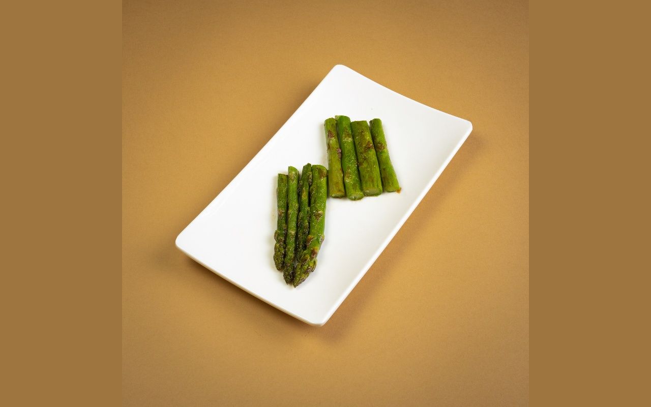 ESPARRAGO A LA PLANCHA
