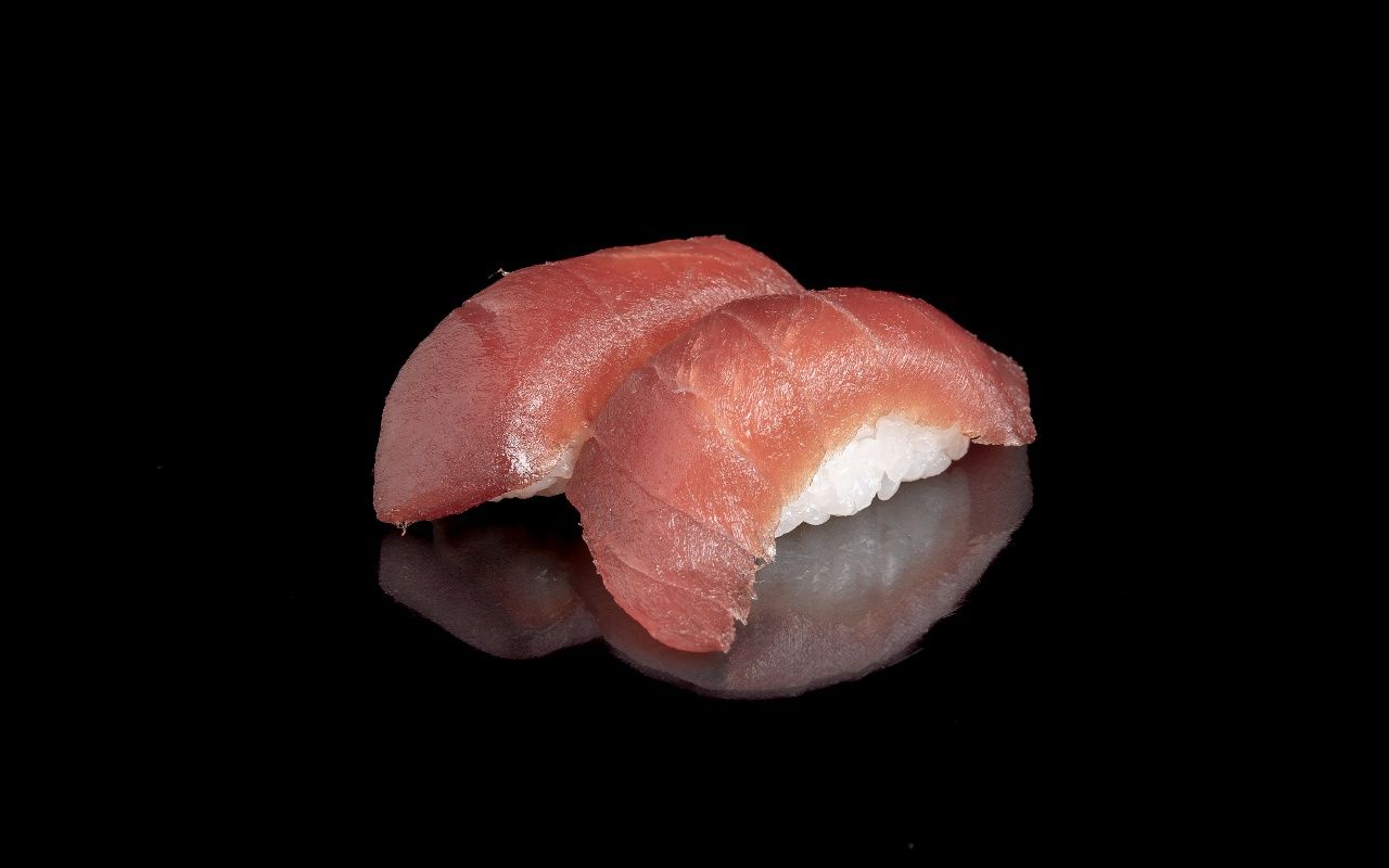 NIGIRI DE ATÚN / Tuna Nigiri