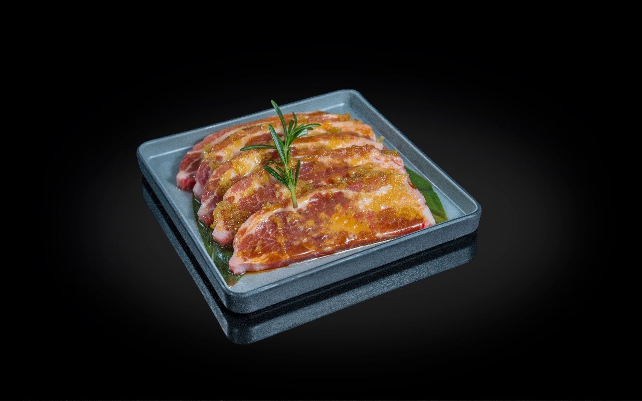 Cerdo ibérico con ajo