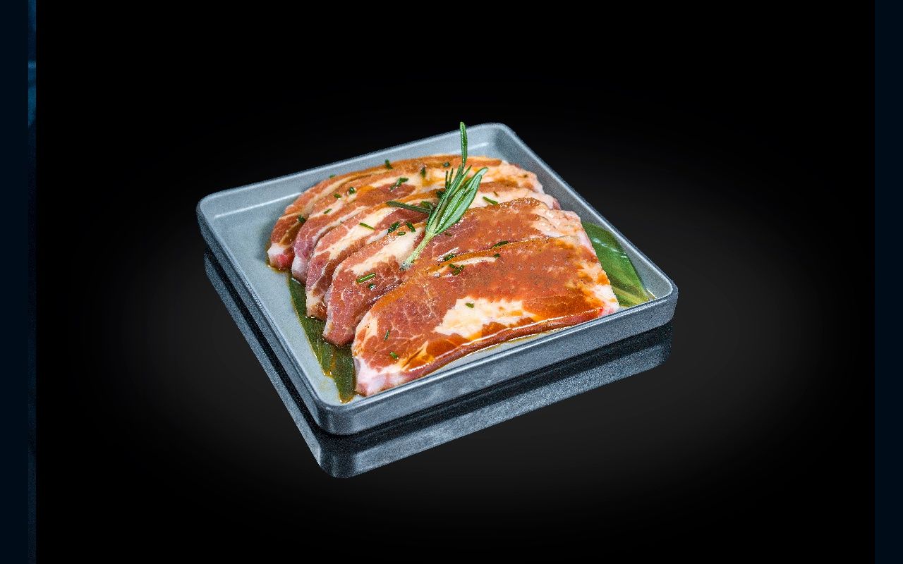 Cerdo ibérico con salsa especial